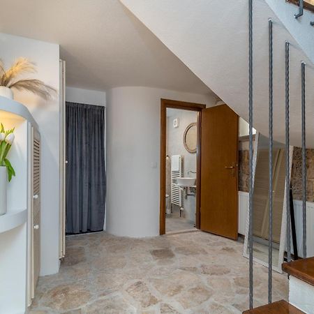Manero Villa Trogir Buitenkant foto
